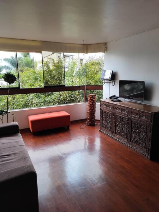 Departamento Jacuzzi Miraflores Лима Экстерьер фото